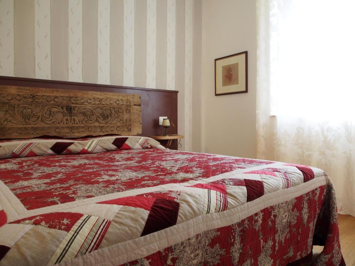 Casa Del Pittore Роверето Экстерьер фото