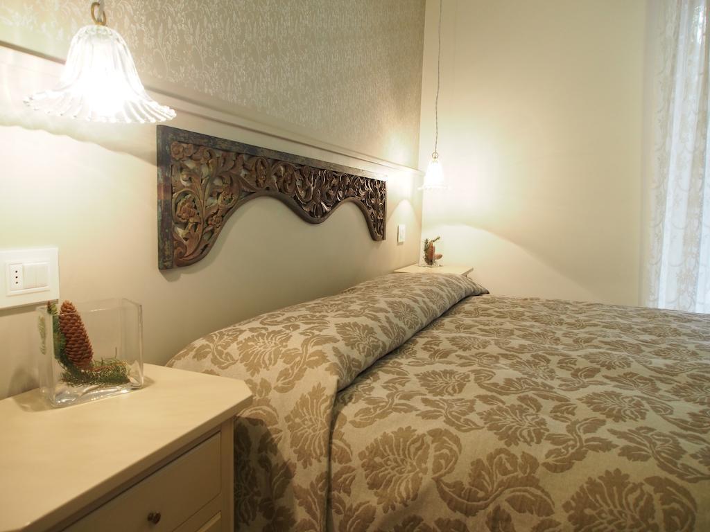Casa Del Pittore Роверето Номер фото